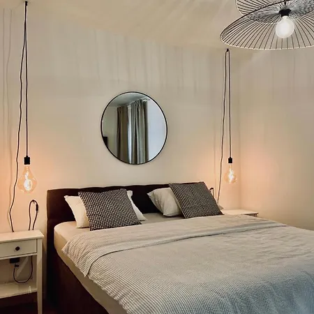 Jabuka Apartment