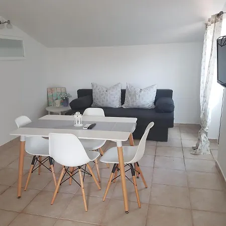 Jabuka Apartment Tribunj (Sibenik-Knin)